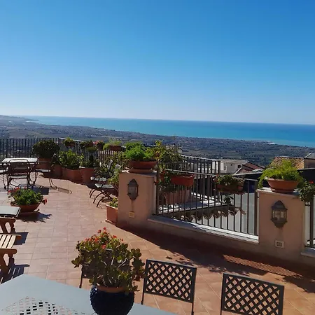 Terrazze Di Montelusa فندق مبيت وإفطار